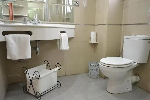 Hof Van Holland Carihuela Torremolinos İspanya